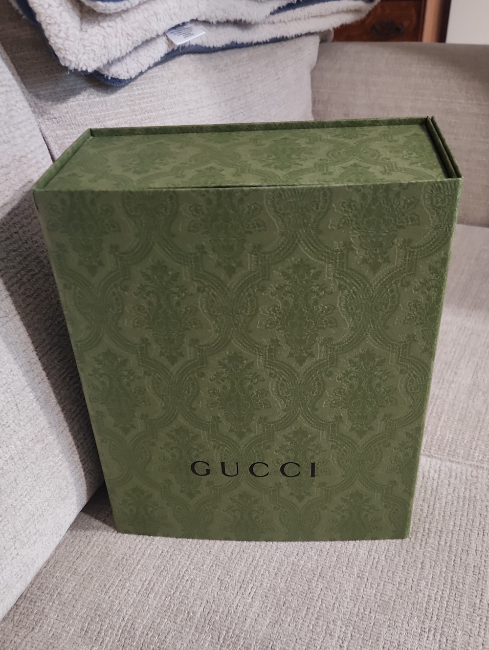 Gucci Green Embossed Hat Box with Black Logo